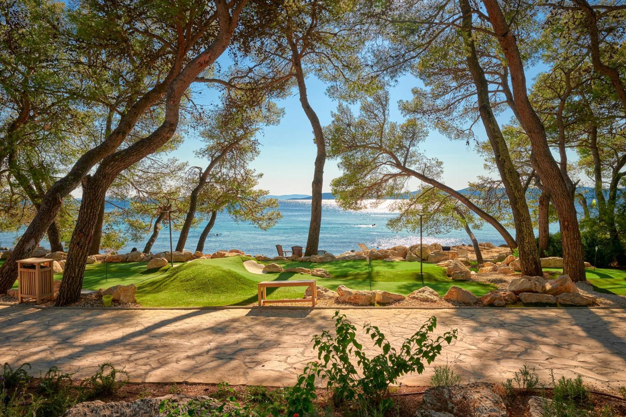 Pine Beach Pakostane - All Inclusive light Esterno foto