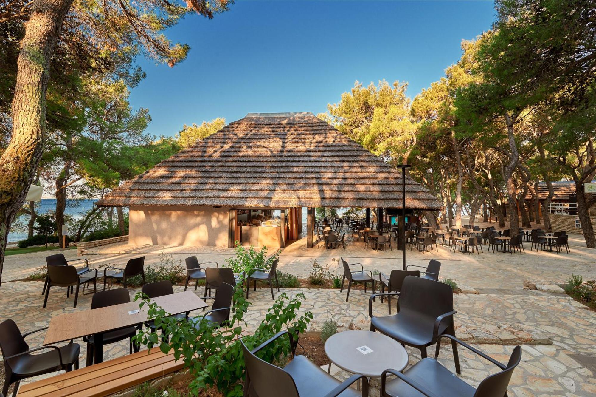 Pine Beach Pakostane - All Inclusive light Esterno foto